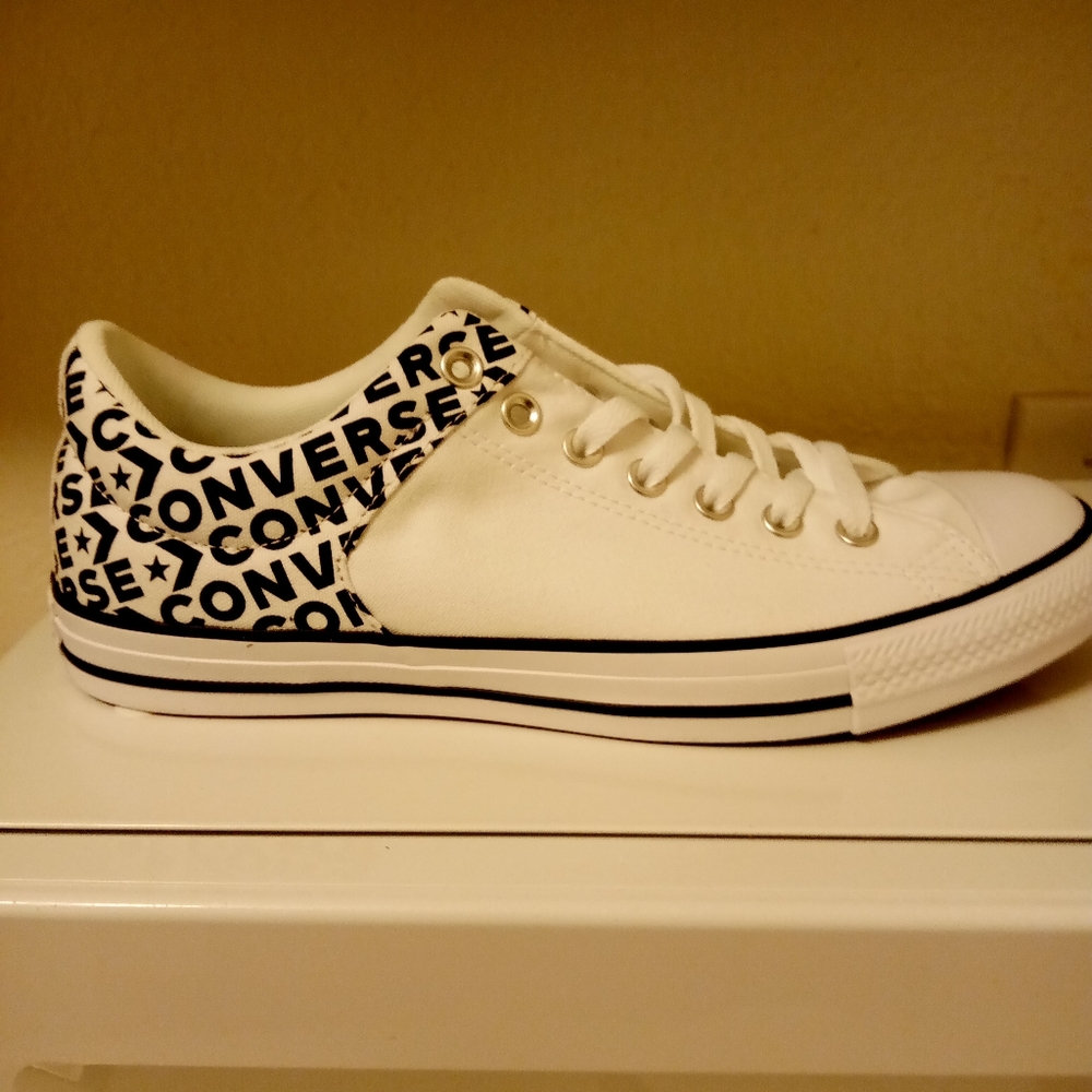CONVERSE CHUCK TAYLOR